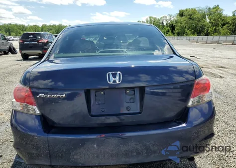 2008 Honda Accord Lxp z USA, uszkodzony, nr VIN 1HGCP26448A092851